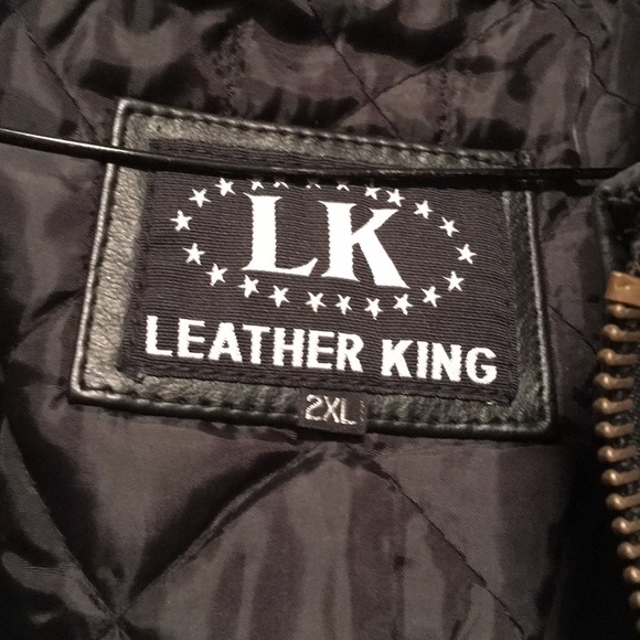 Leather motorcycle jacket - Picture 2 of 8